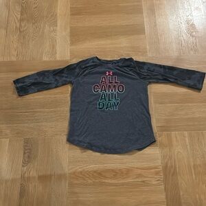 Camo under armor, long sleeve shirt with writing